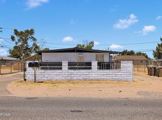 16396 Yucca St, Hesperia, CA 92345