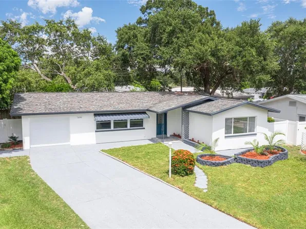 1690 Woodridge Dr, Clearwater, FL 33756