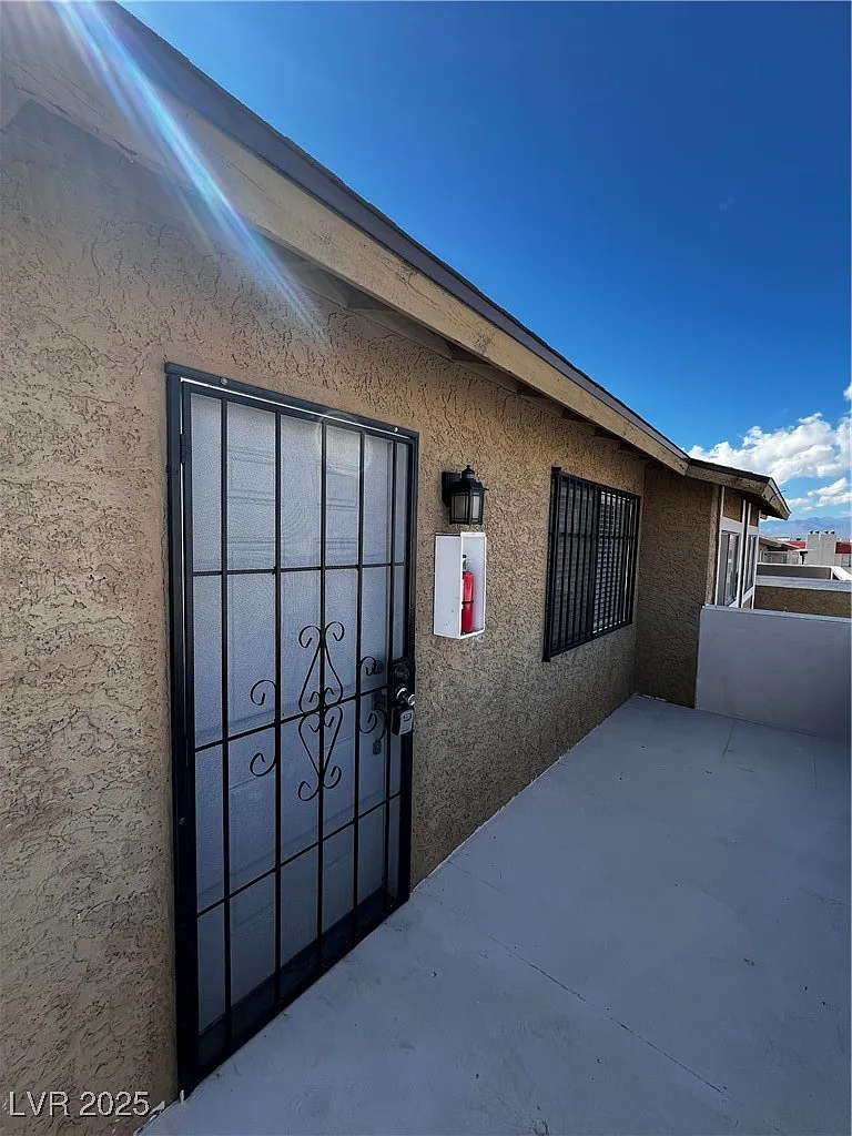 6941 Appleton Dr — Photo 1