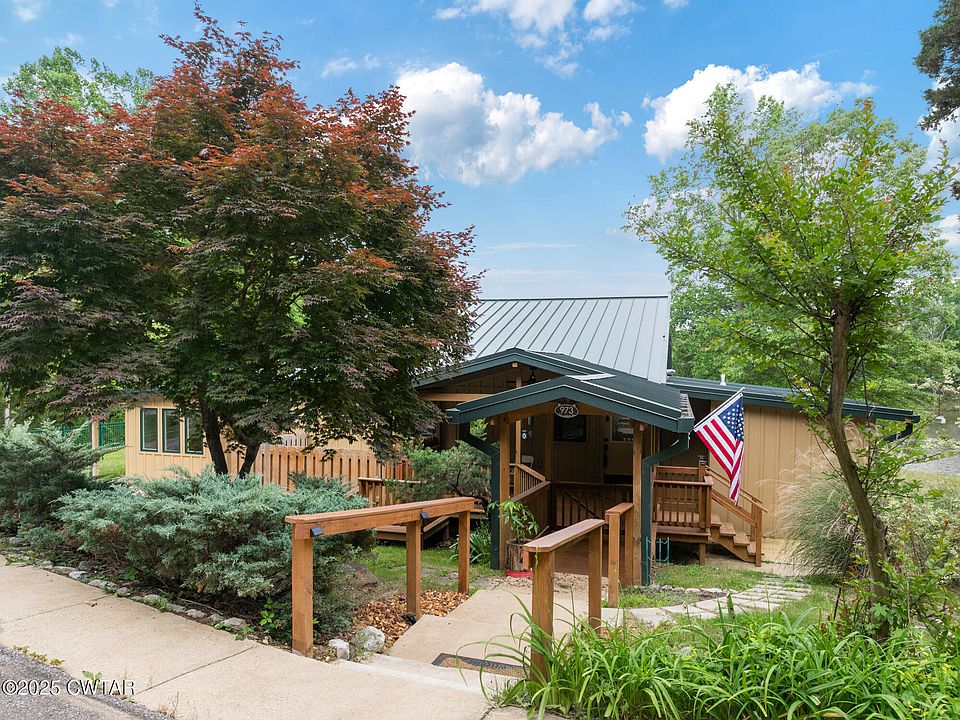 13th image of this home