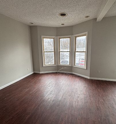 5th image of 22 N Manning Blvd #2