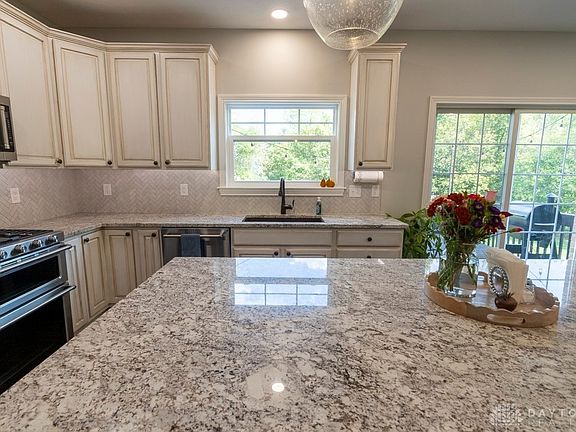 3rd image of 1441 Stone Ash Ct