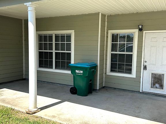 2nd image of 631 Hardy Ave