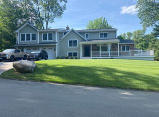 21 Pinto Rd, Pearl River, NY 10965