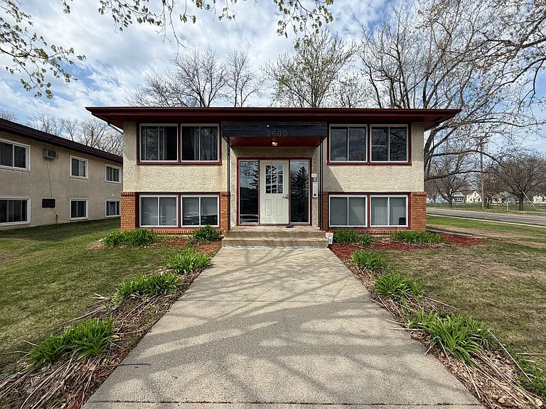 3600 Pennsylvania Ave S — Photo 1