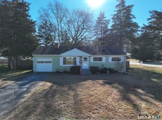 52 Cedar Drive, North Stonington, CT 06359