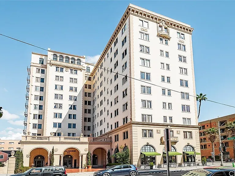 Building Photo - 315 W 3rd St