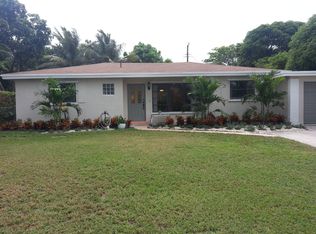 562 Davis Rd, Delray Beach, FL 33445