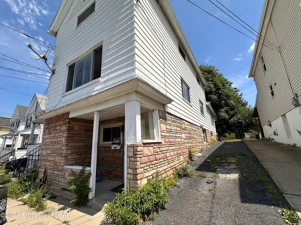 21 W Beatty St, Wilkes Barre, PA 18705