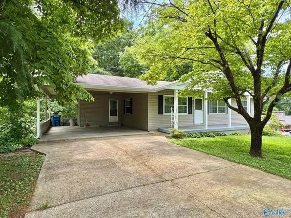 4605 Mountain Crest Dr, Guntersville, AL 35976
