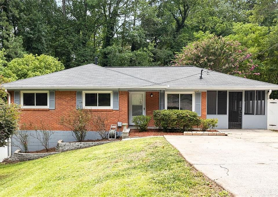 1st image of 2004 Frank Ln SE