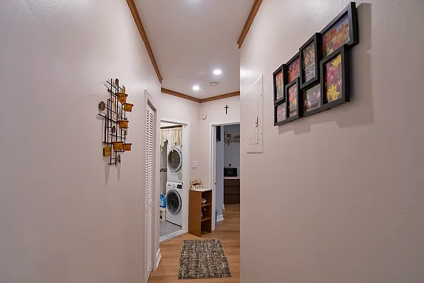 Sold by Sold By Bart Real Estate Partners inc | media 8