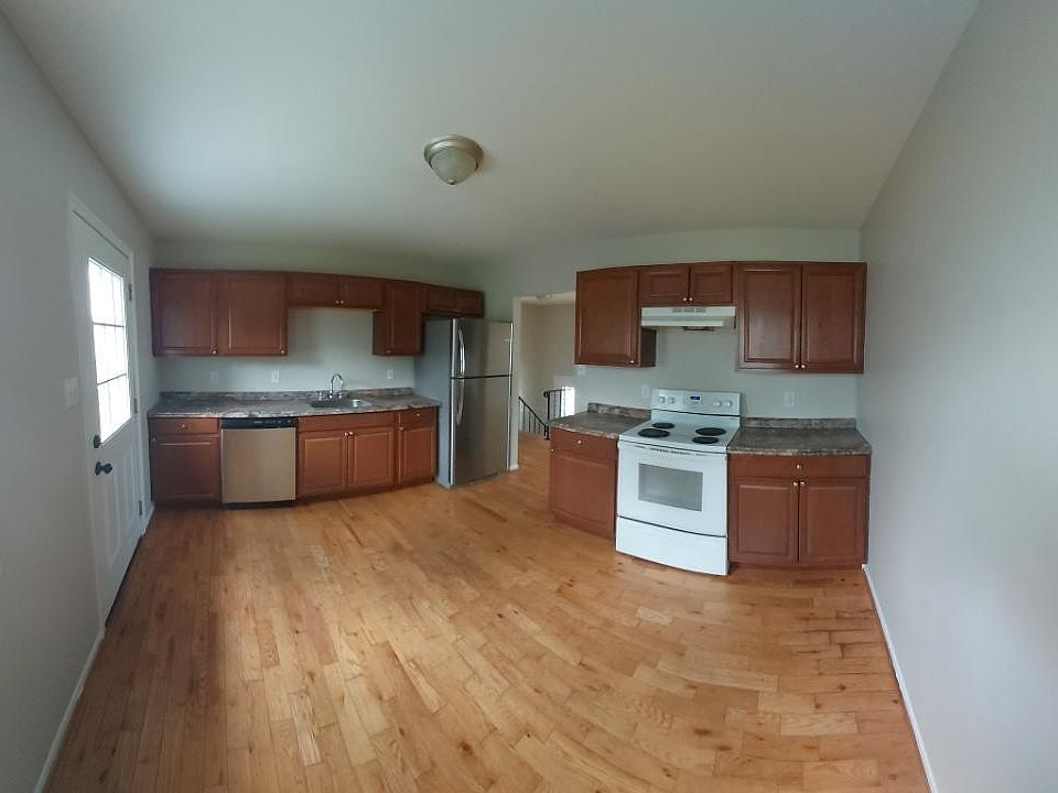 620 Maple Ave, Hanover, PA 17331 Zillow