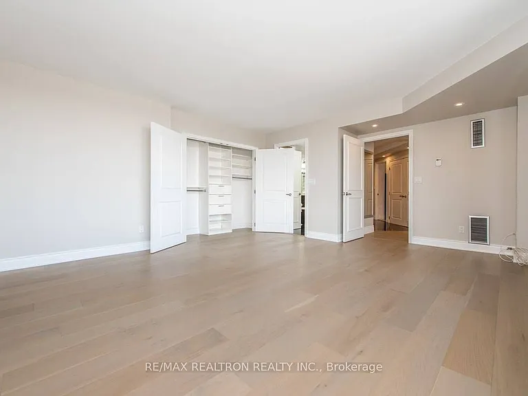 1 Palace Pier Ct #3511 — Photo 24