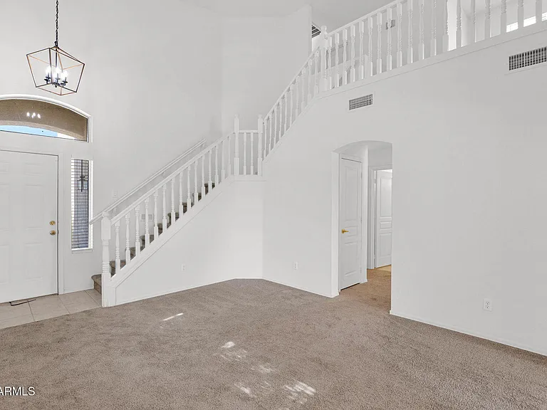 3415 E Menadota Dr — Photo 5