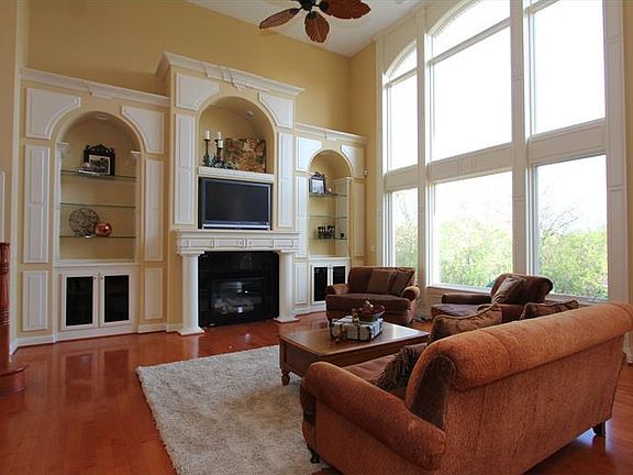 3rd image of 11107 Ashbury Meadows Dr