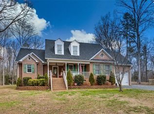 2407 Spoons Chapel Rd, Asheboro, NC 27205