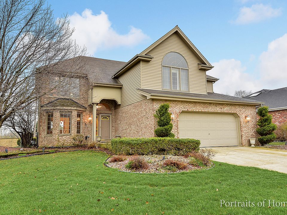 1st image of 2105 Westbury Dr