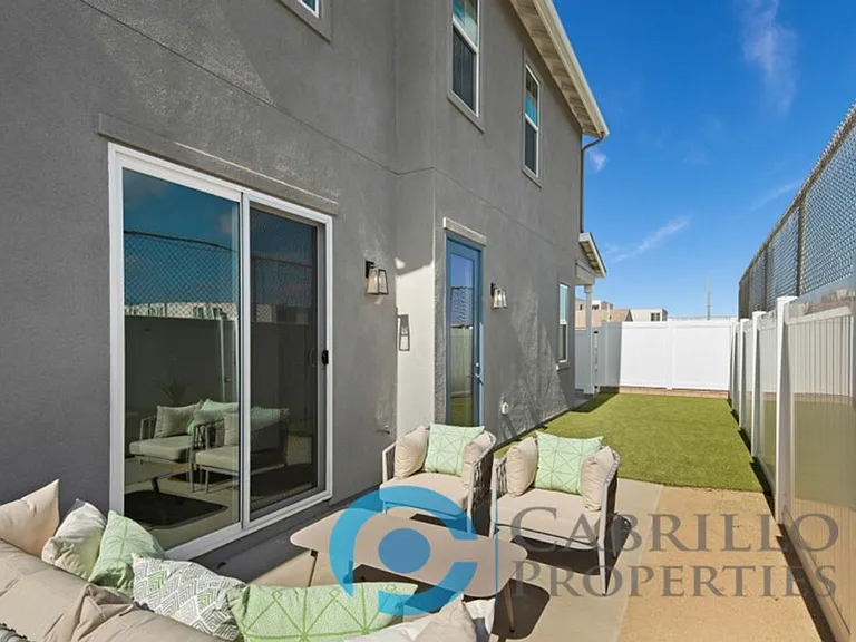 1675 Neptune Ave — Photo 54