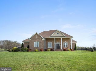 915 Sam Mason Rd, Bunker Hill, WV 25413