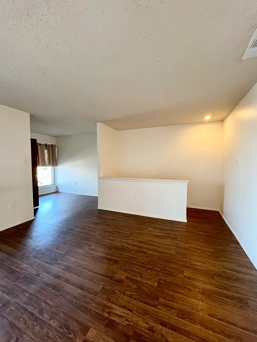 Building Photo - 3207 Red Lion Rd #B