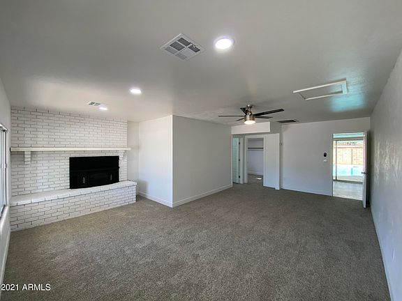 4th image of 7754 N 33rd Dr