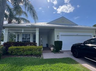 104 NW Pleasant Grove Way, Port Saint Lucie, FL 34986