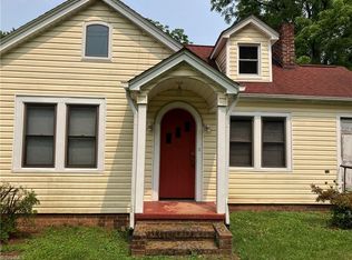 2096 Fancy Gap Rd, Mount Airy, NC 27030