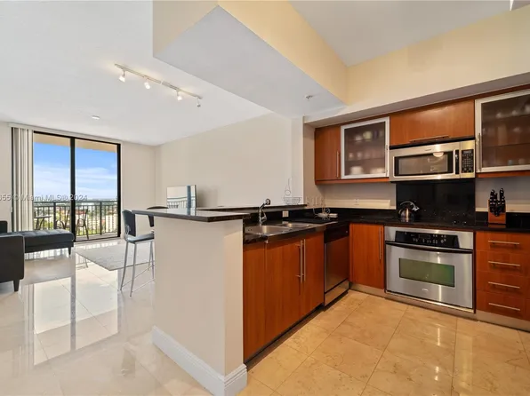 888 S Douglas Rd APT 1413, Coral Gables, FL 33134
