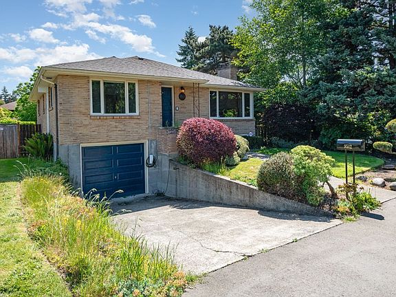 3rd image of 9512 17th Ave NW