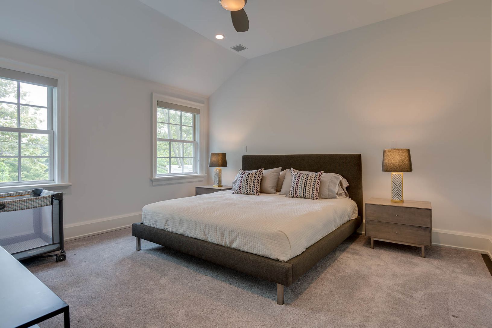  Spacious Ensuite Bedroom 