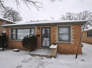 4530 N 69th St, Milwaukee, WI 53218