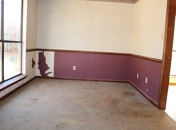 4th image of 408 Halifax Dr