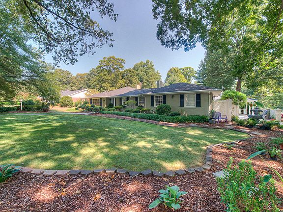 3rd image of 3028 Gardner Park Dr