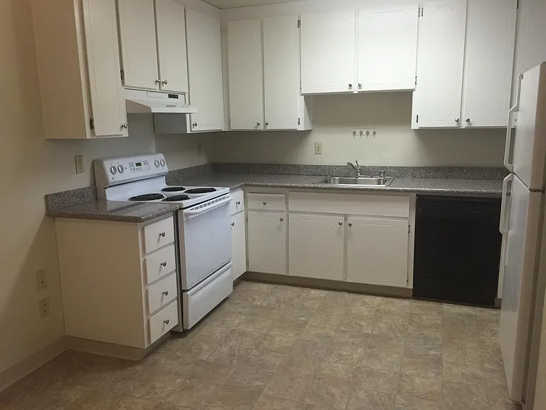 3886 Mulberry Dr #A-8 — Photo 1