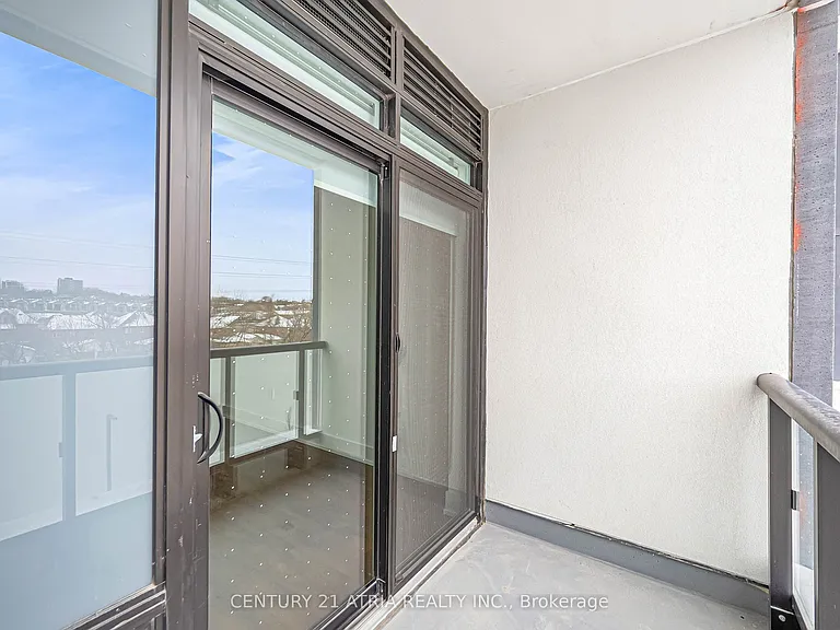 858 Dupont St #311 — Photo 20