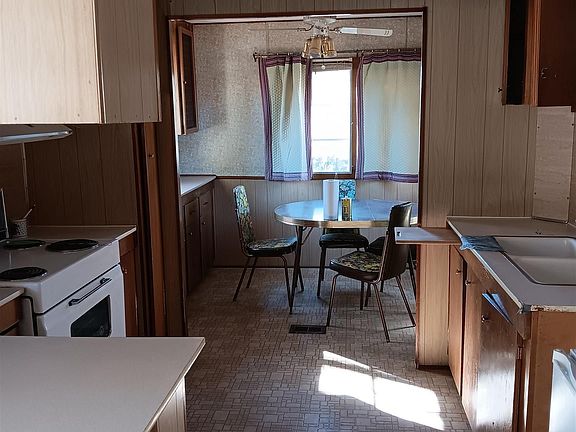 2nd image of 2919 S 9th St