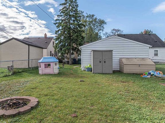 5th image of 1020 Cloverlawn Blvd