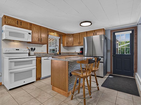 5th image of 79 Bow Street