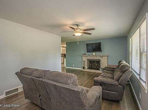 5th image of 213 Spring Garden Dr