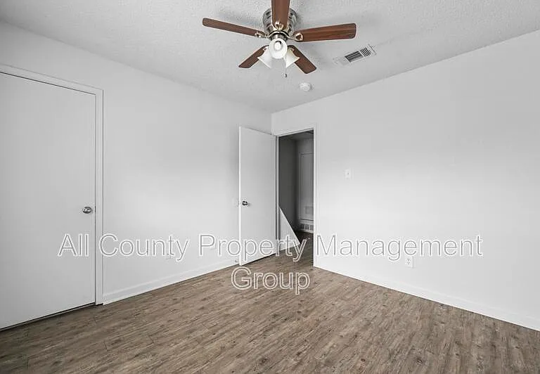 4921 Miller Ave — Photo 12