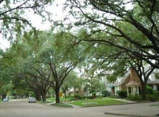 12941 Trail Hollow Dr, Houston, TX 77079