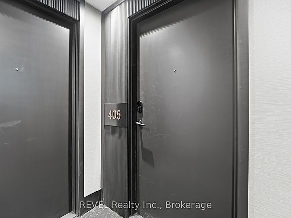 4th image of 2450 Old Bronte Rd #405