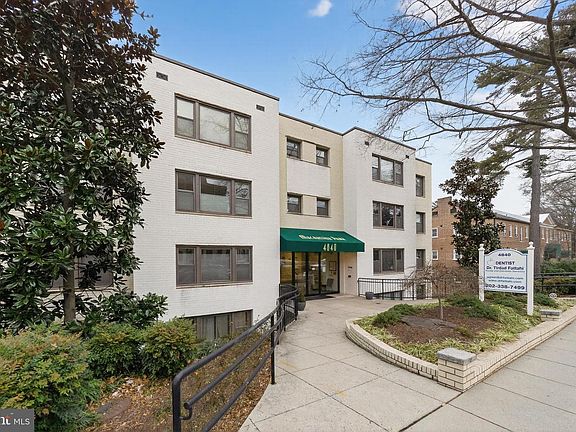 2nd image of 4840 Macarthur Blvd NW APT 401