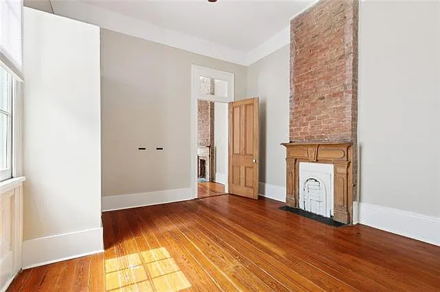 4518 Laurel St — Photo 9