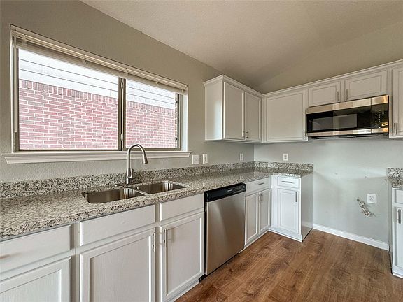 5th image of 21410 Lark Creek Ln