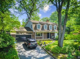 145 Maple Ave, Closter, NJ 07624