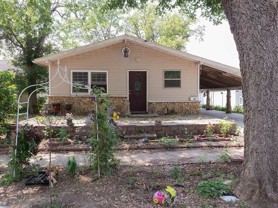 115 3rd Ave SW, Le Mars, IA 51031 MLS 821243 Zillow