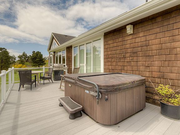 Back deck off sunroom/dining