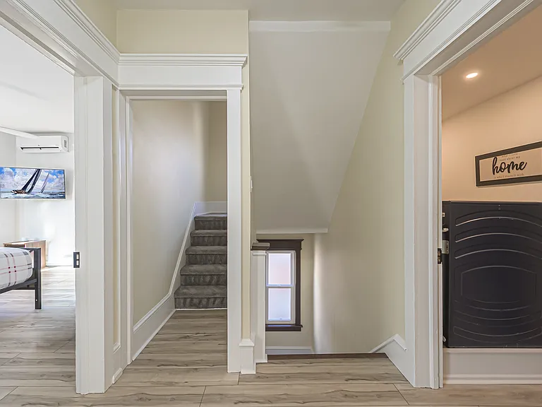 19 S Richmond Ave — Photo 22